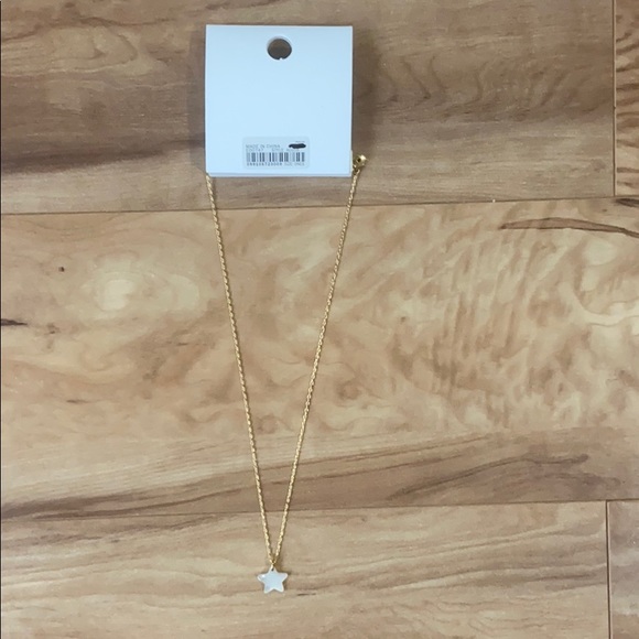 Madewell Mother of Pearl Star Necklace - Picture 5 of 8